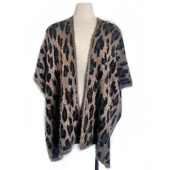 J+K Brown Leopard Chunky Knit Kimono - Picture 1 of 4